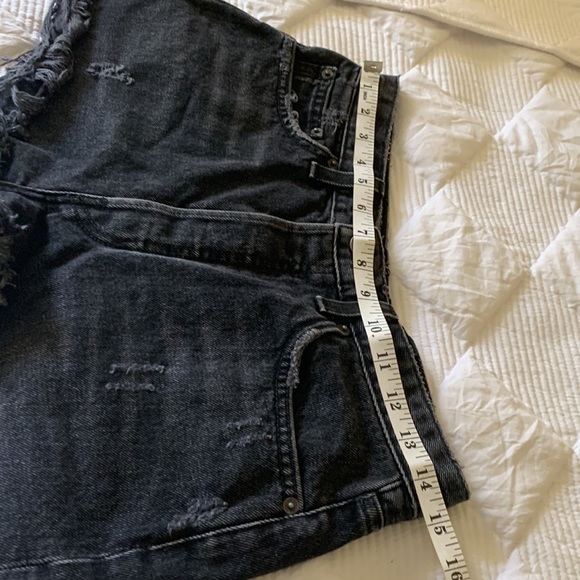 REFORMATION Jeans Shorts 26 Black High Waist Raw Hem Cutoff Festival Concert - Picture 8 of 9